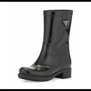 Authentic Prada black shoes. Size 38 or size 8